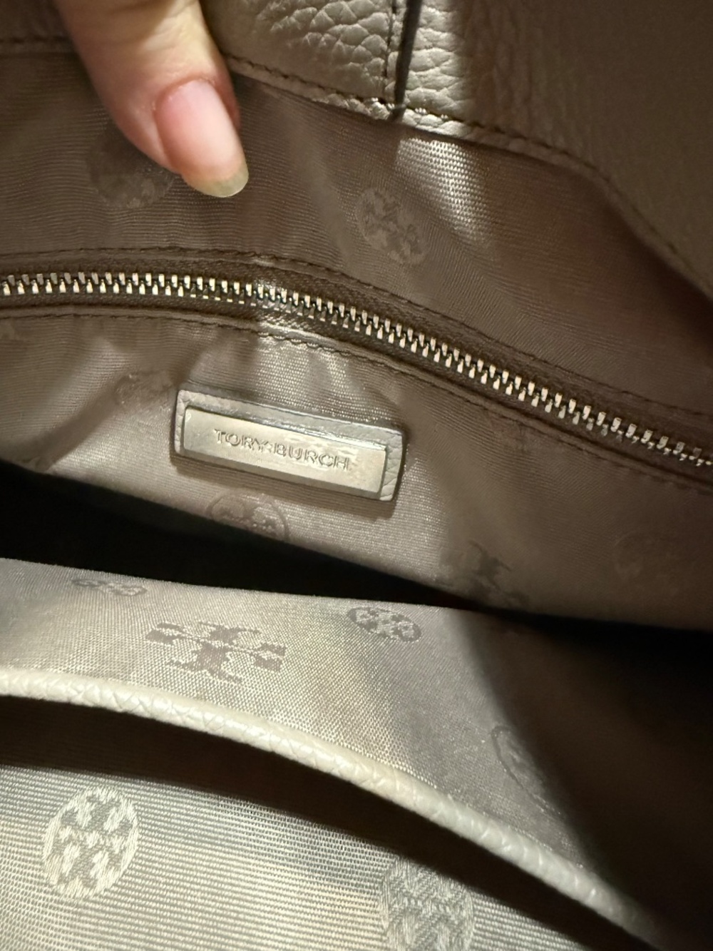 Tory Burch Thea Crossbody - Picture 4 of 4